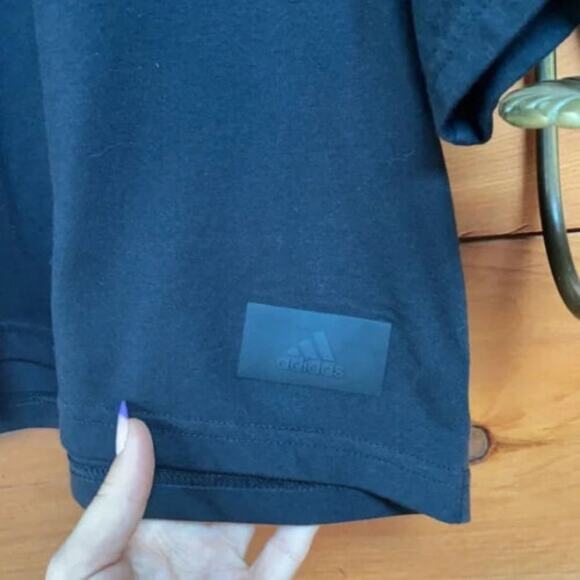 Adidas Women Black Crew Neck Short Sleeve Oversized Pullover Shirt Size XL - Picture 5 of 9